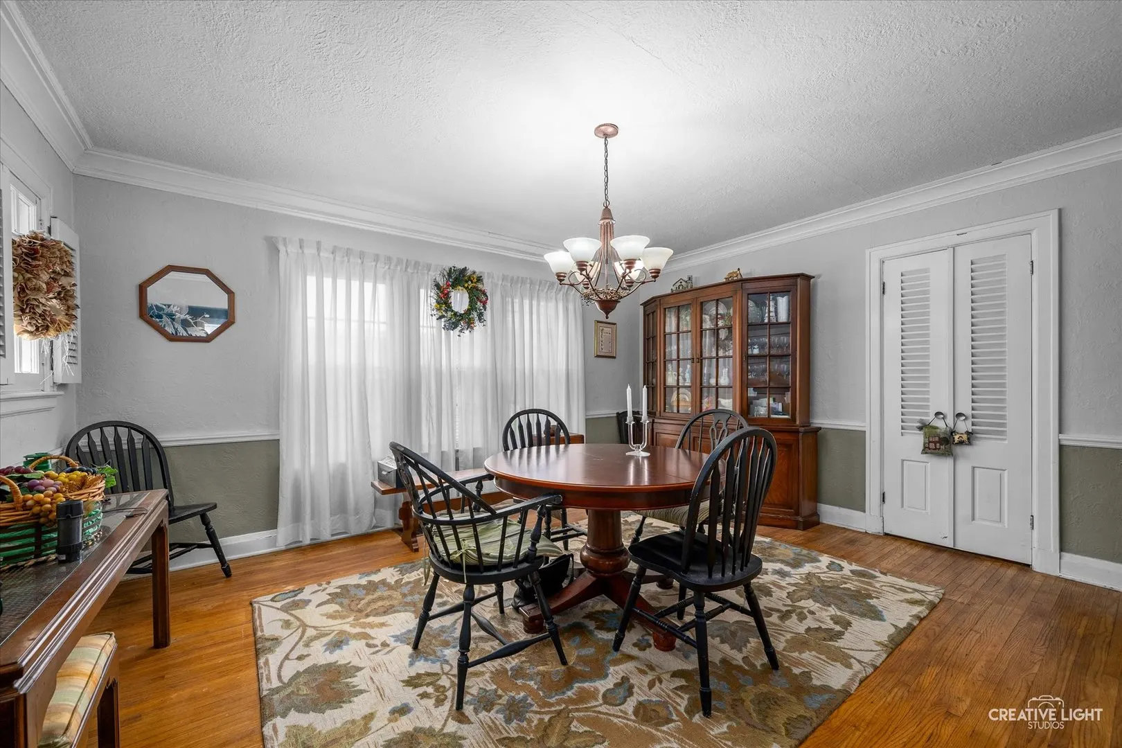 208 Ingleside Avenue IL