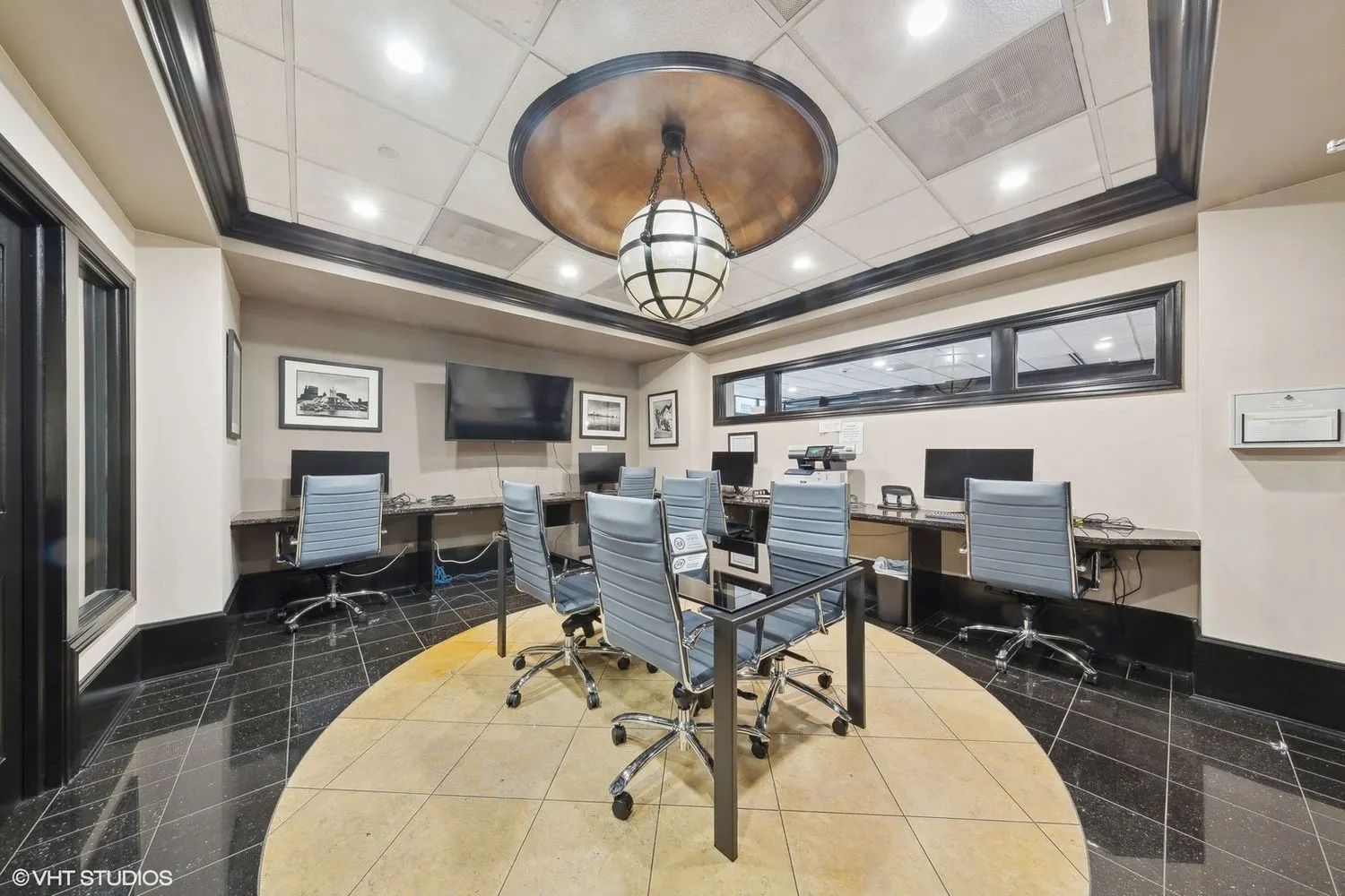 10 E ONTARIO Street 3907 IL