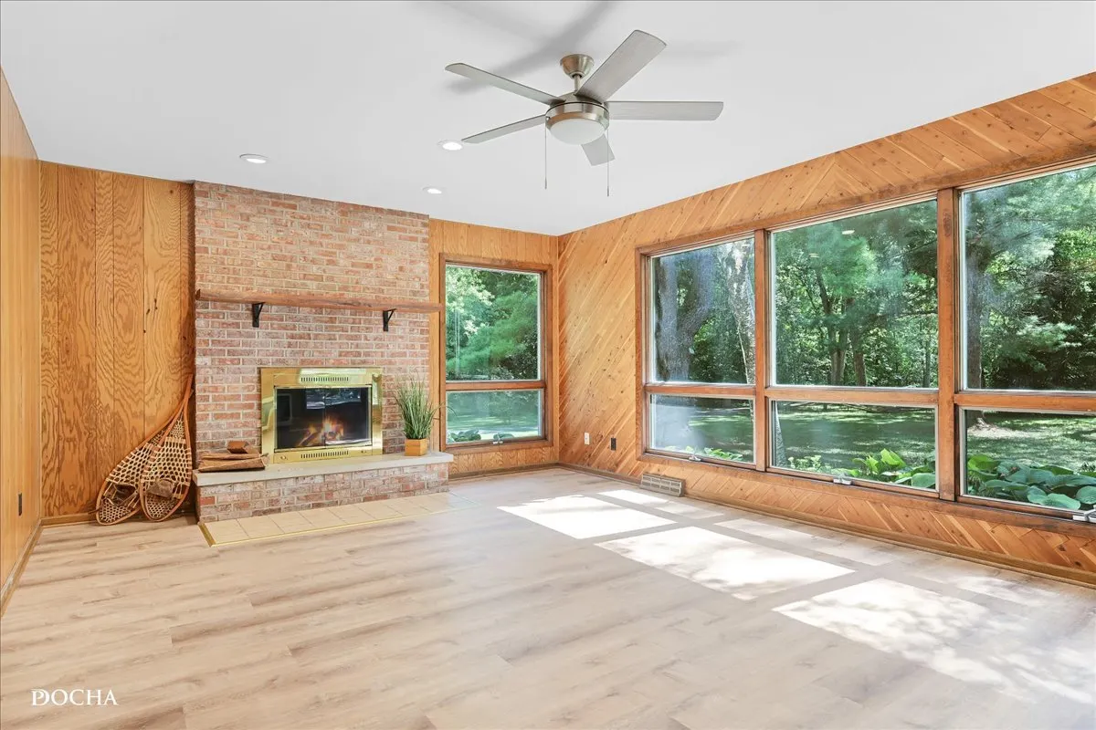 171 Woodland Drive IL