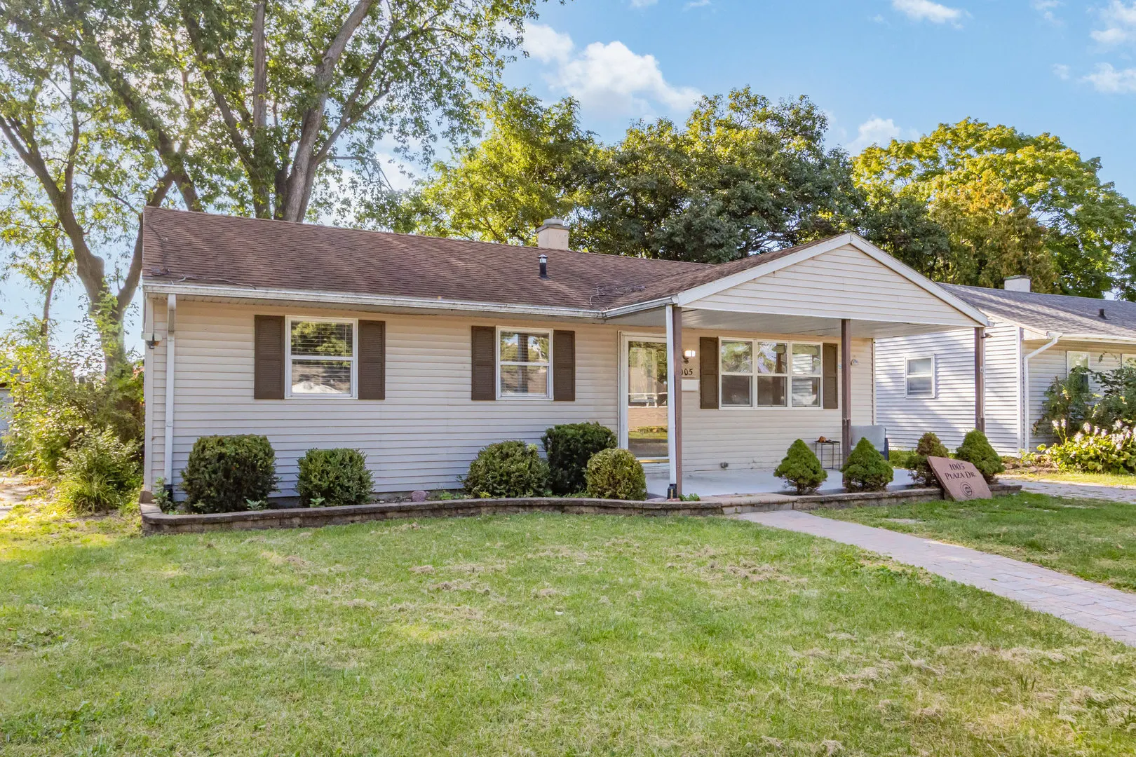 1005 Plaza Drive IL