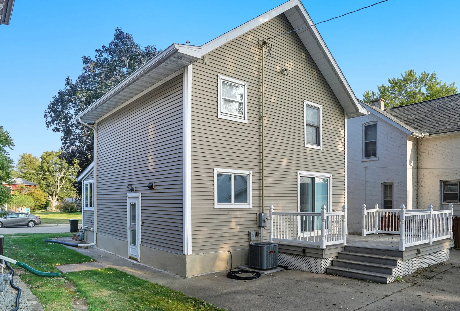 903 7th Avenue IL