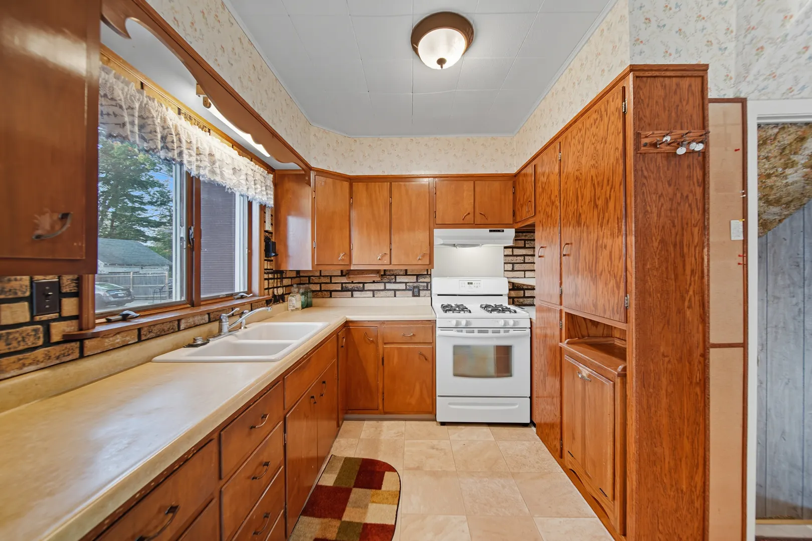 903 7th Avenue IL
