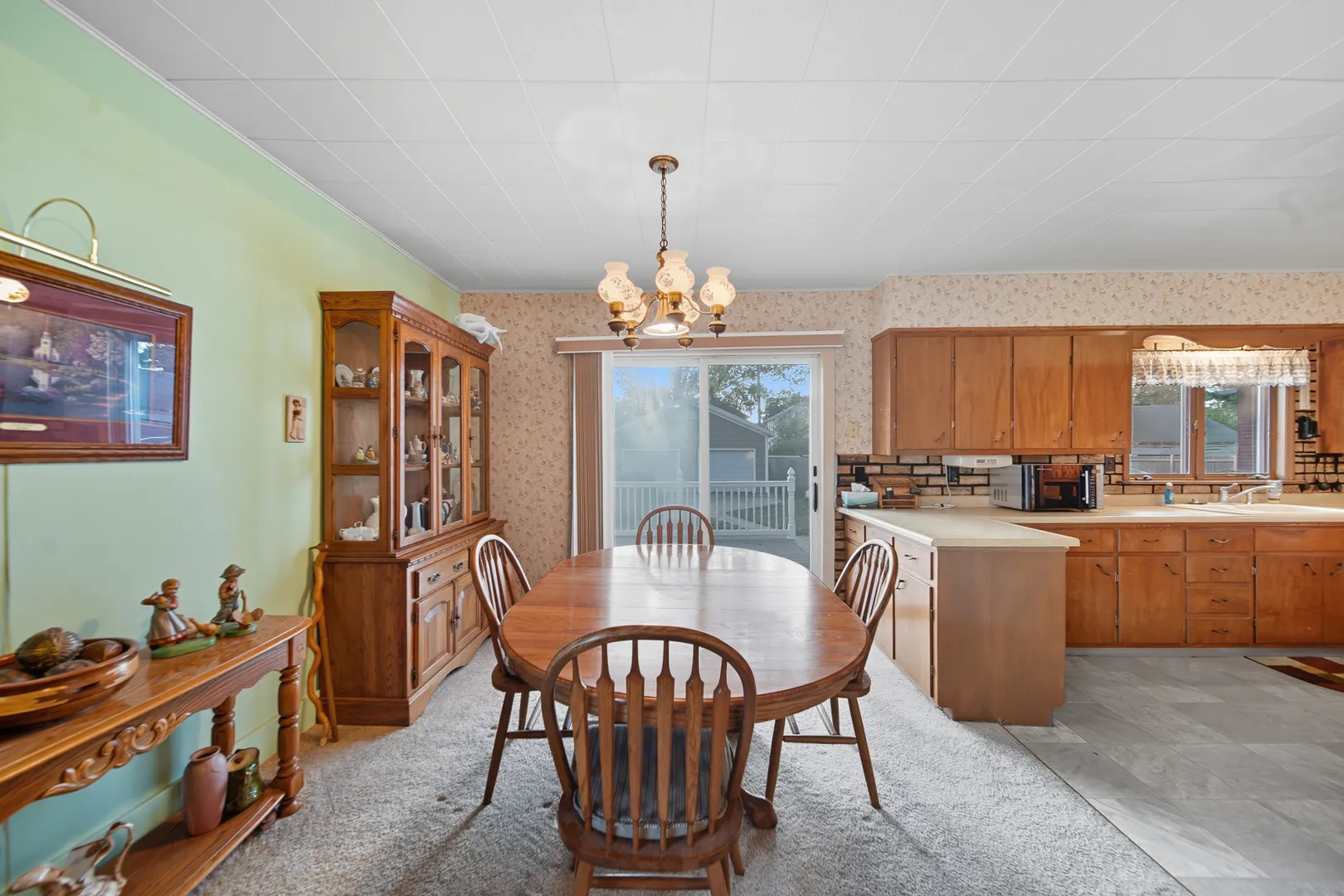 903 7th Avenue IL