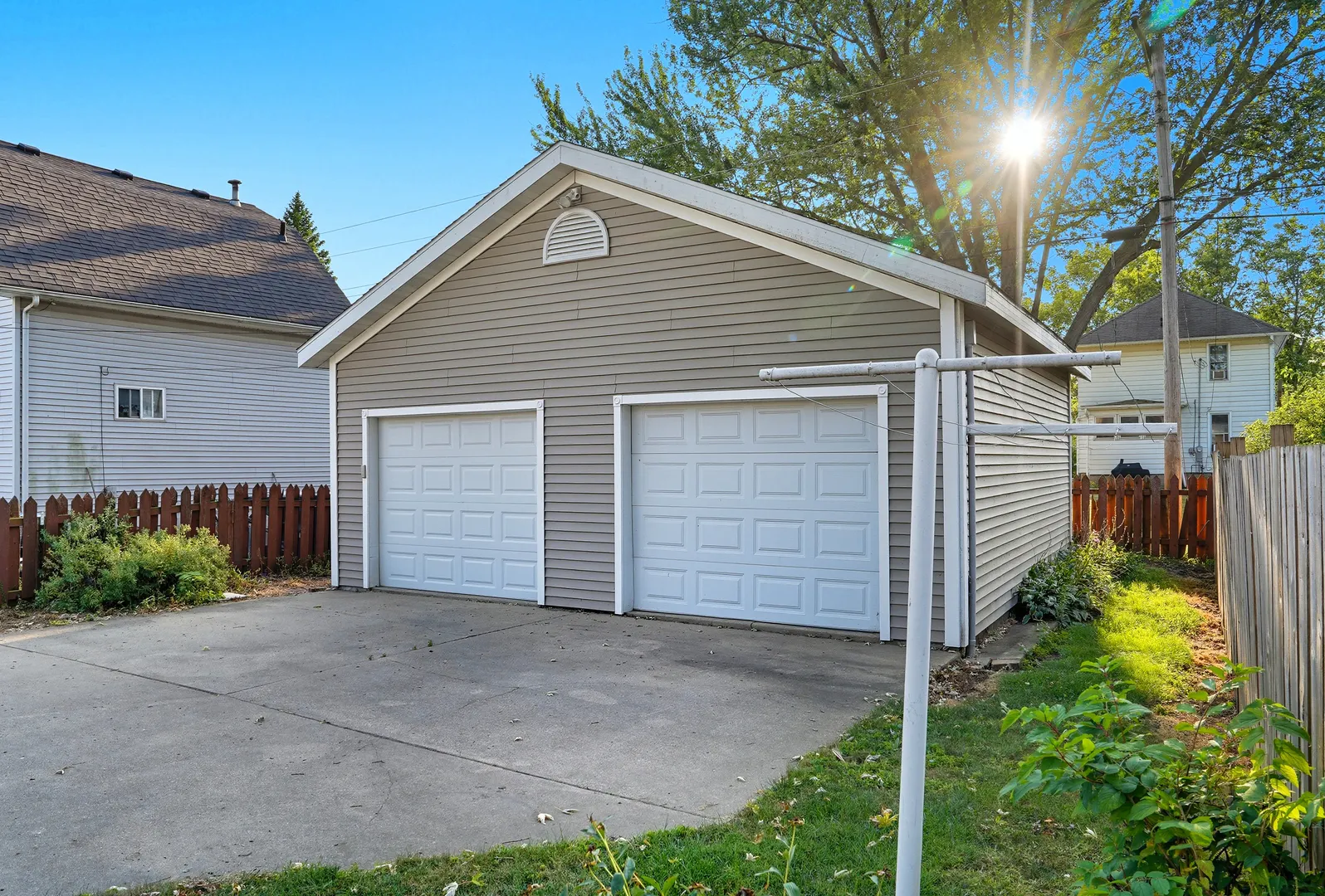 903 7th Avenue IL