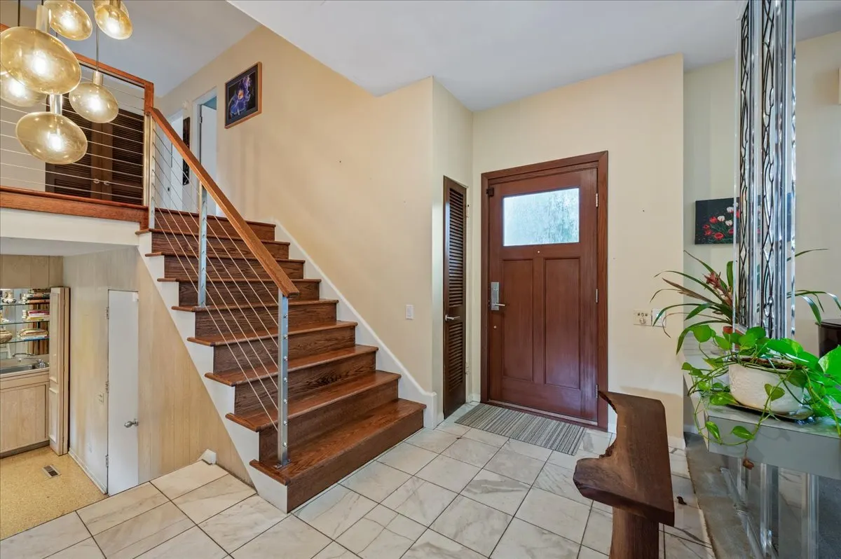 746 Woodridge Lane IL