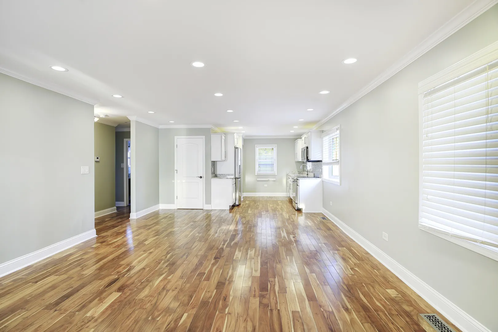 18307 Locust Street IL