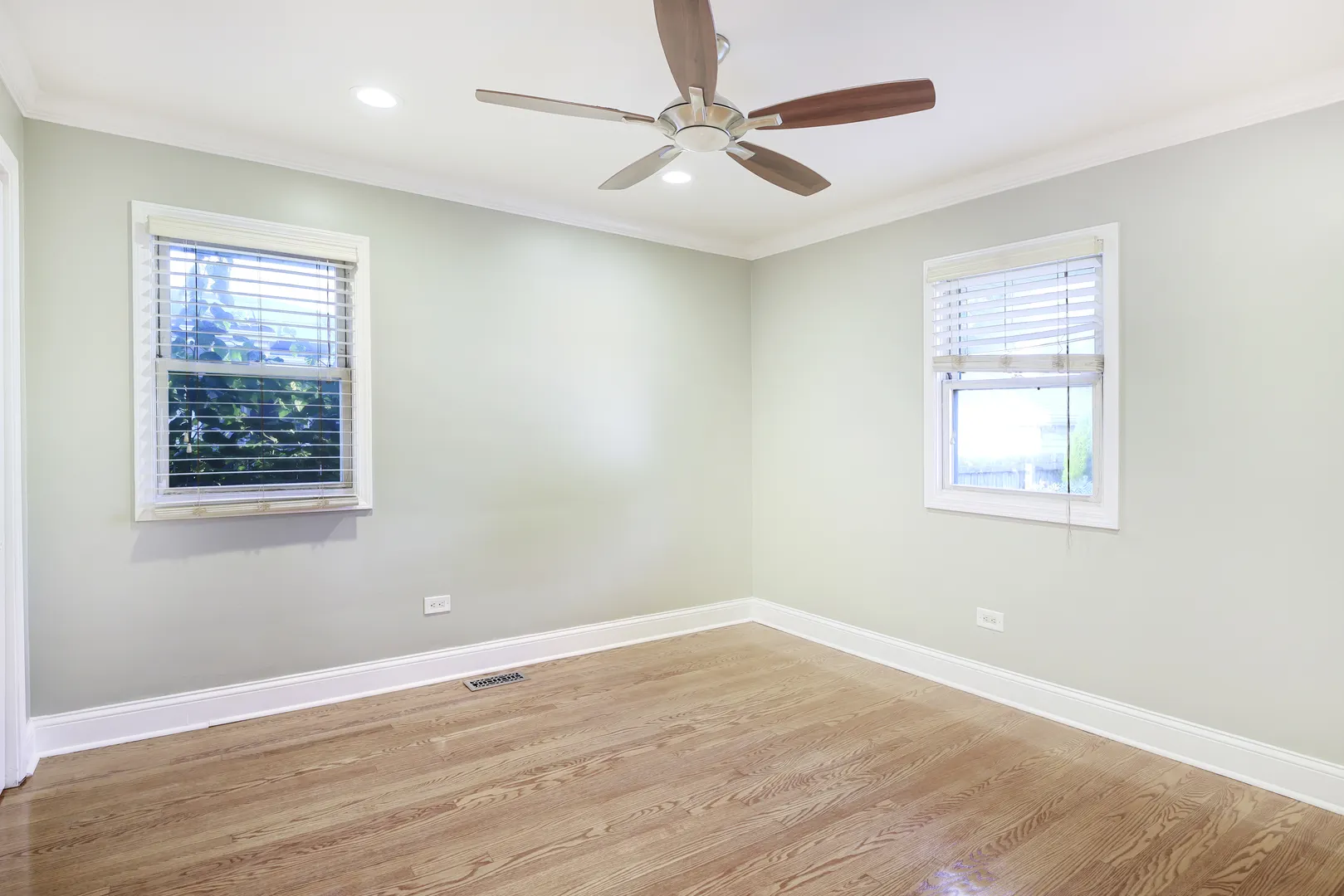 18307 Locust Street IL