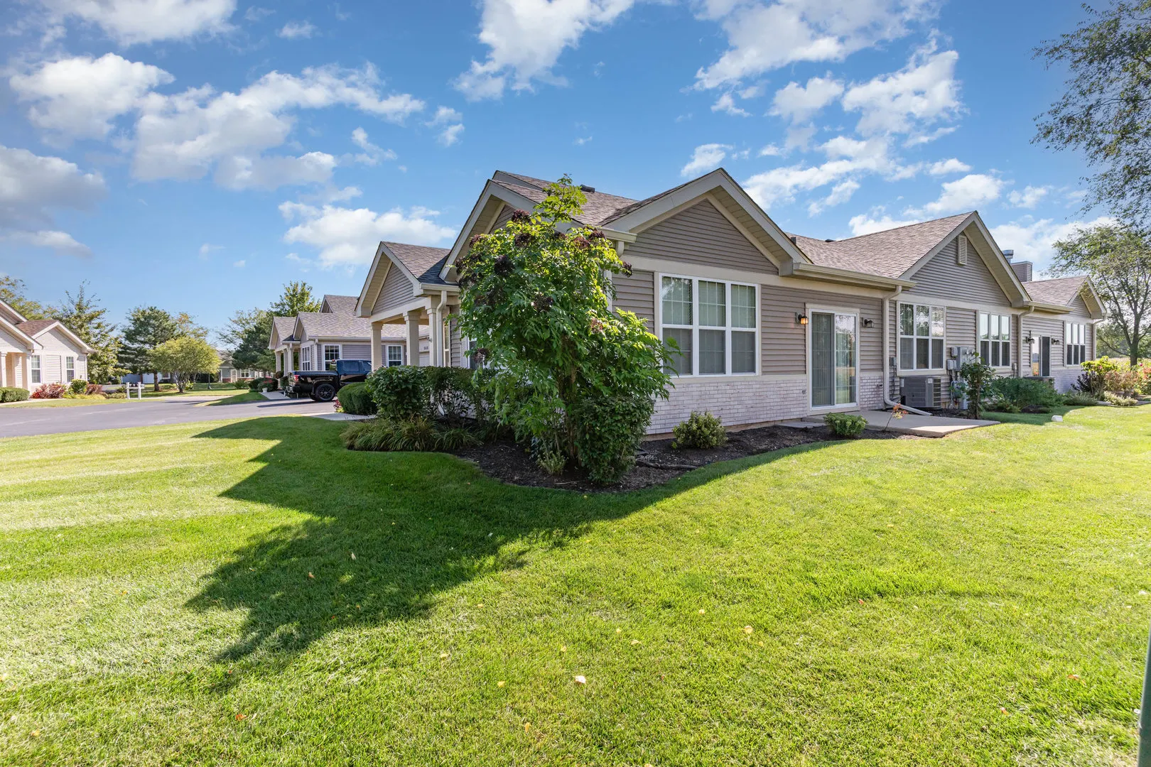 16416 Crescent Lake Court IL