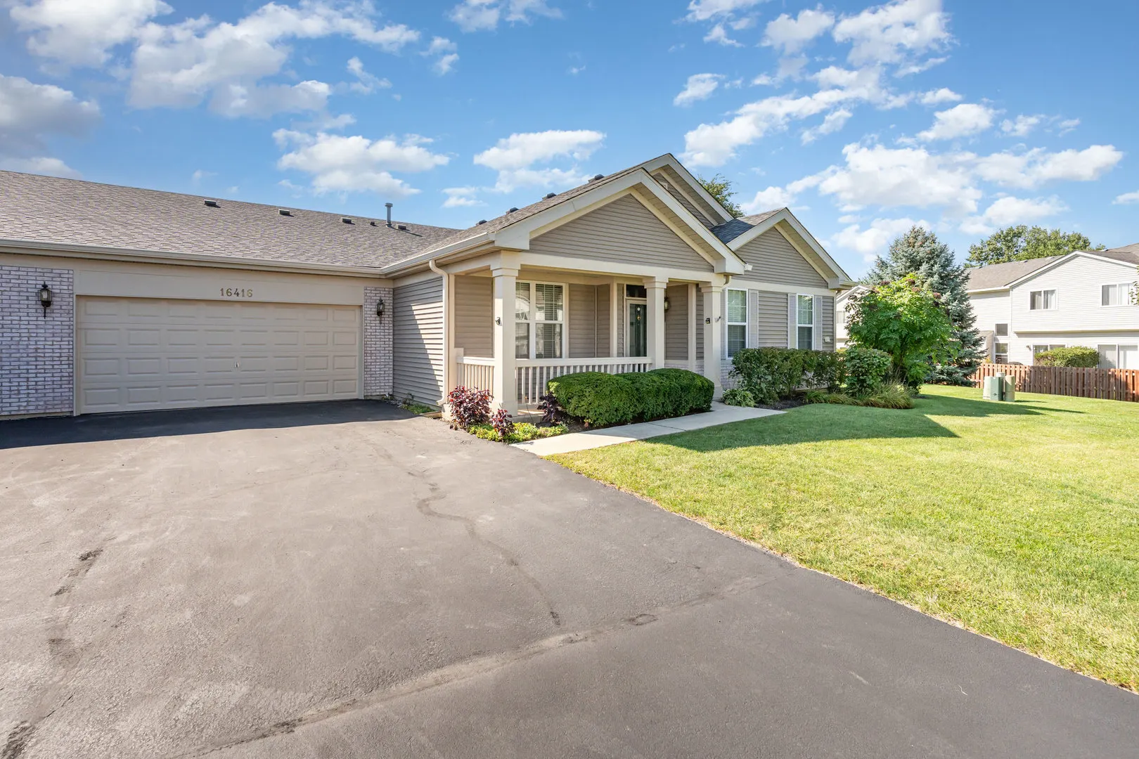 16416 Crescent Lake Court IL