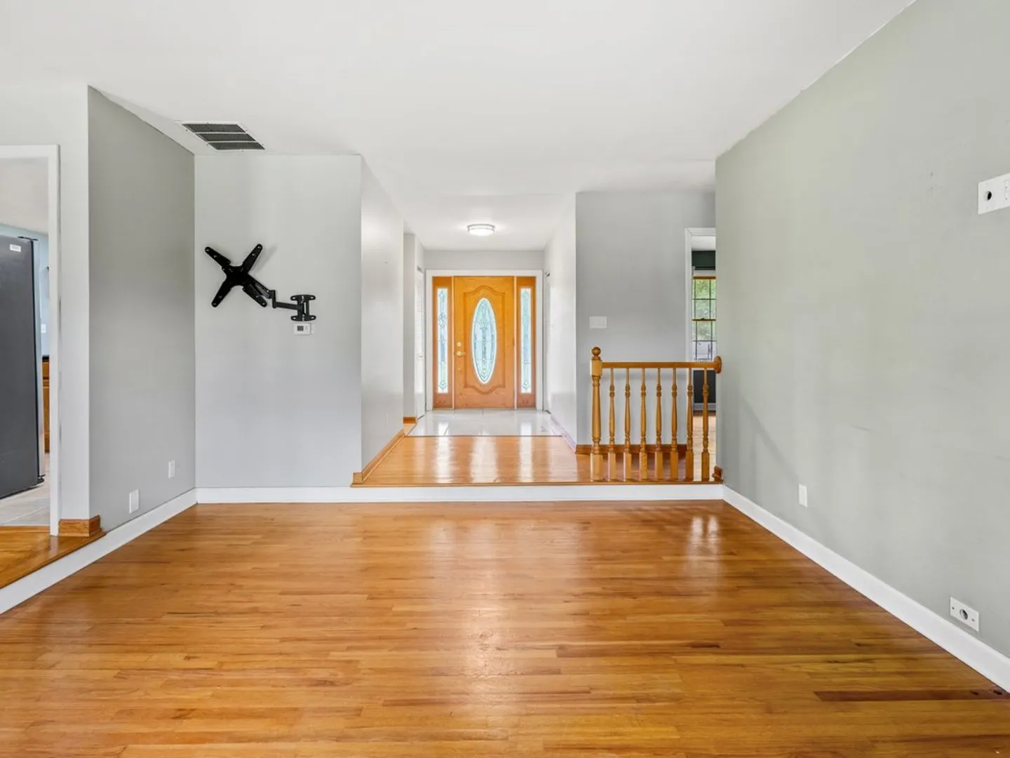 816 Melrose Court IL
