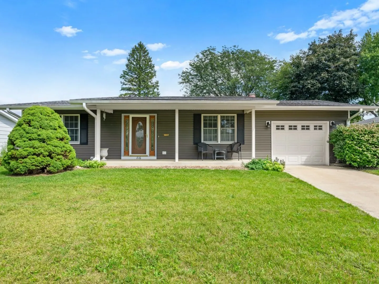 816 Melrose Court IL