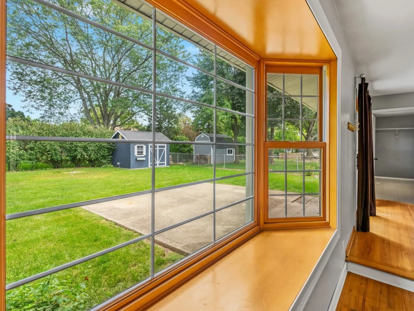 816 Melrose Court IL