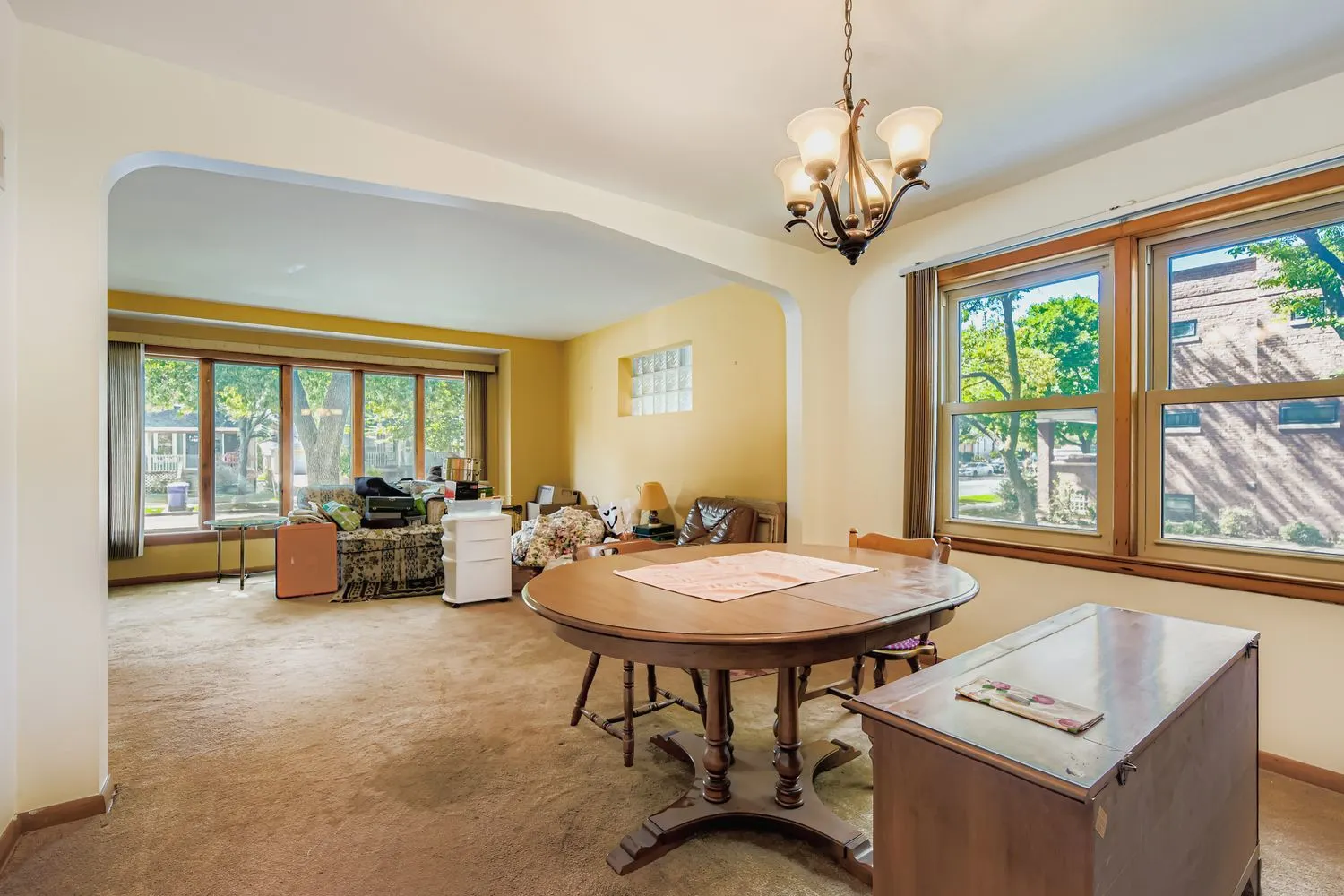 4924 W Montrose Avenue IL
