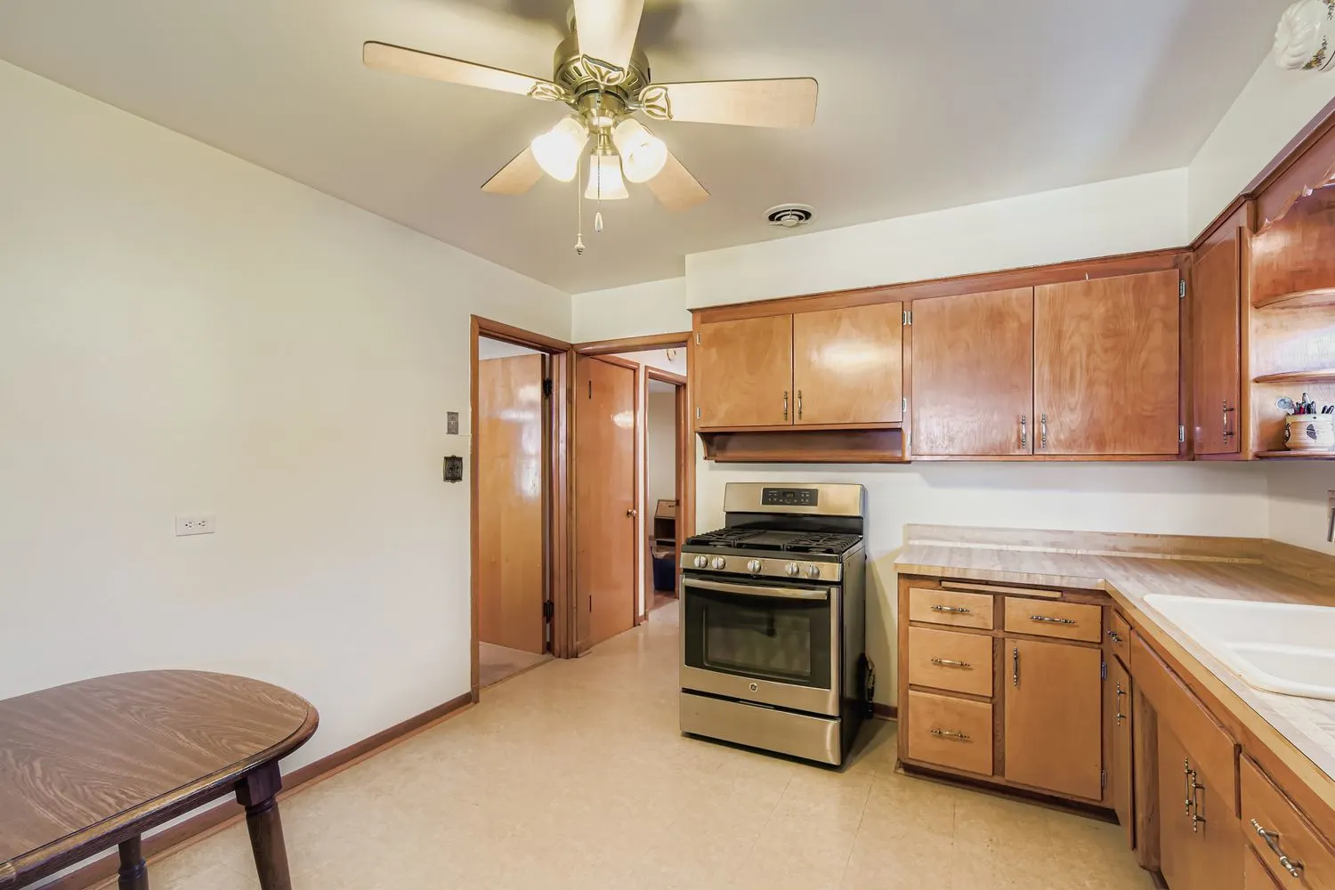 4924 W Montrose Avenue IL