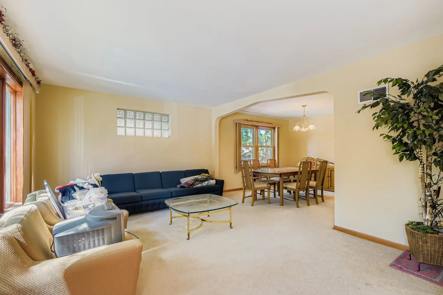 4924 W Montrose Avenue IL
