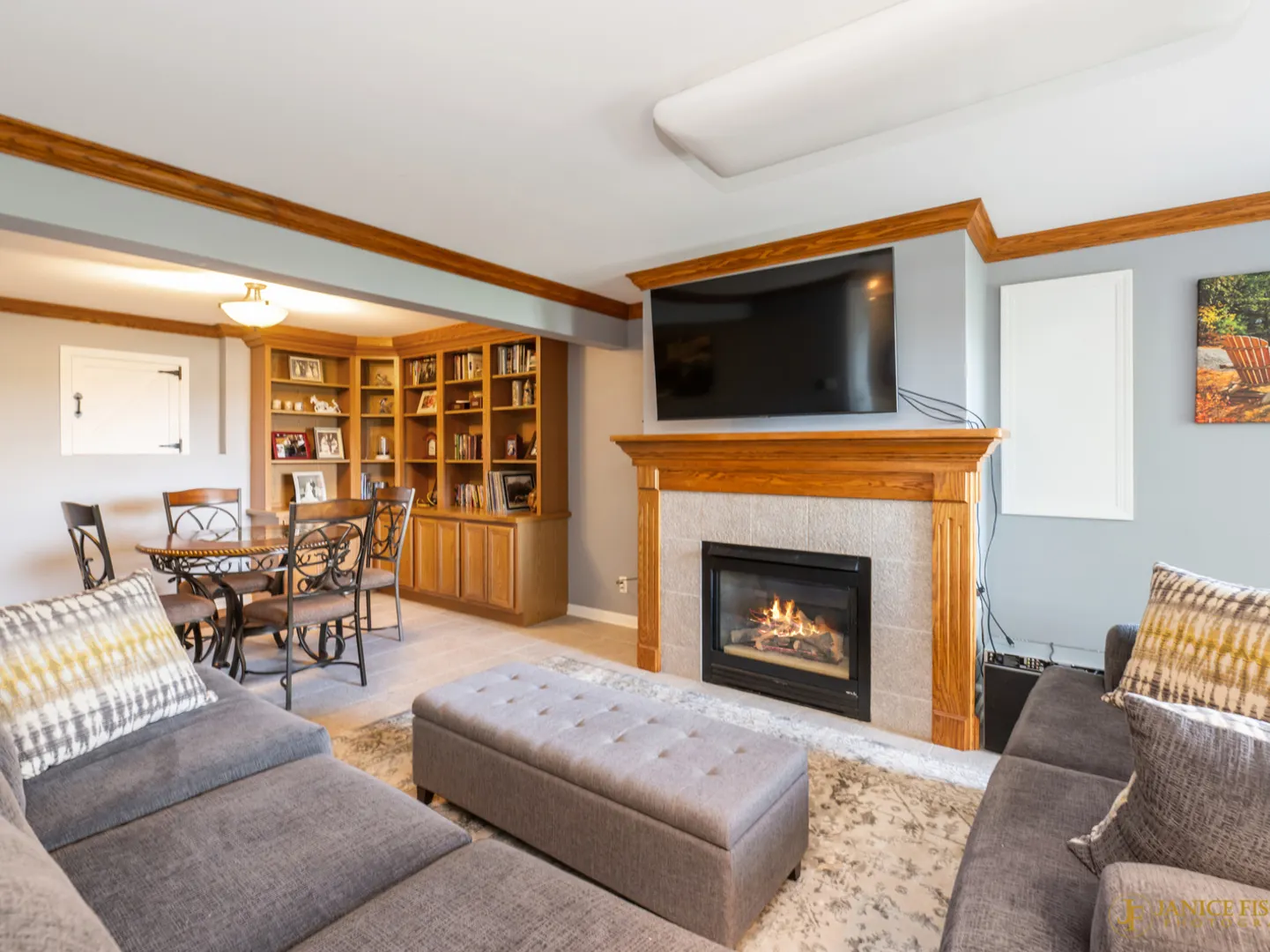 1047 Fairway Drive IL