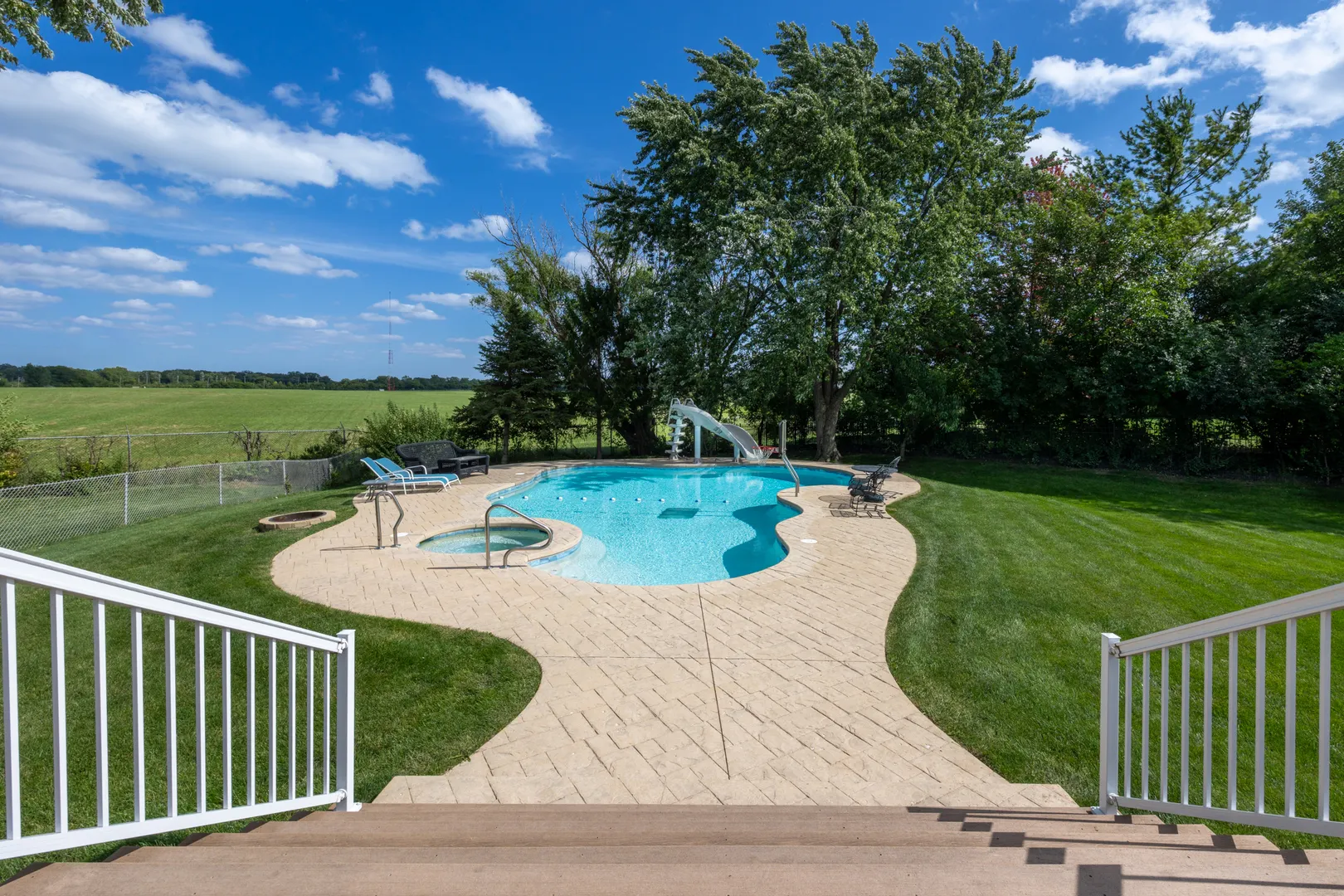 713 Oklahoma Way IL