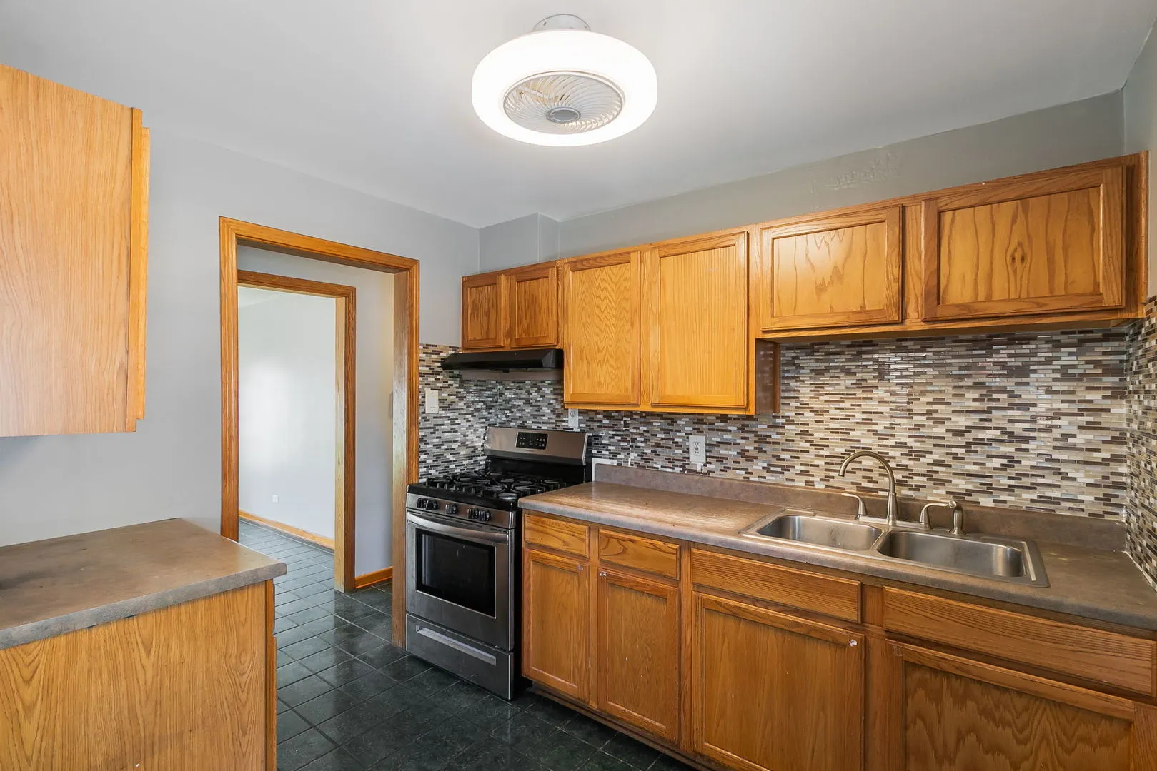 1354 STANLEY Boulevard IL