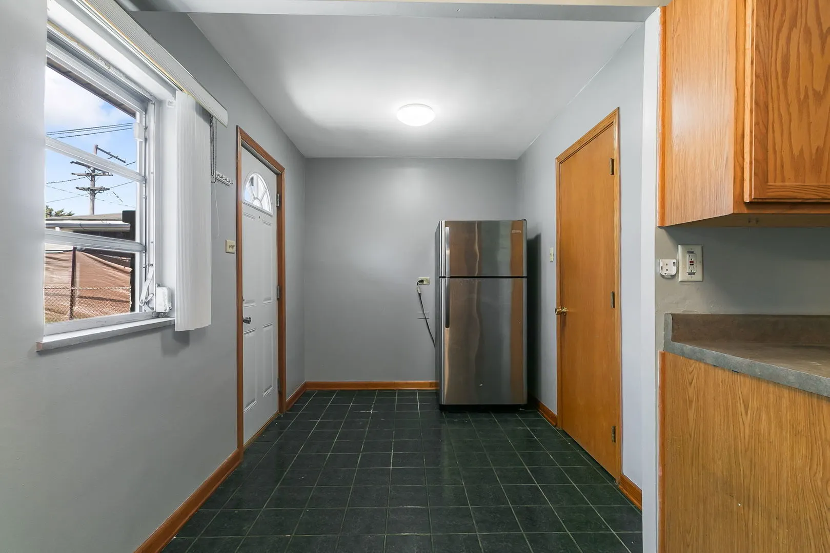 1354 STANLEY Boulevard IL