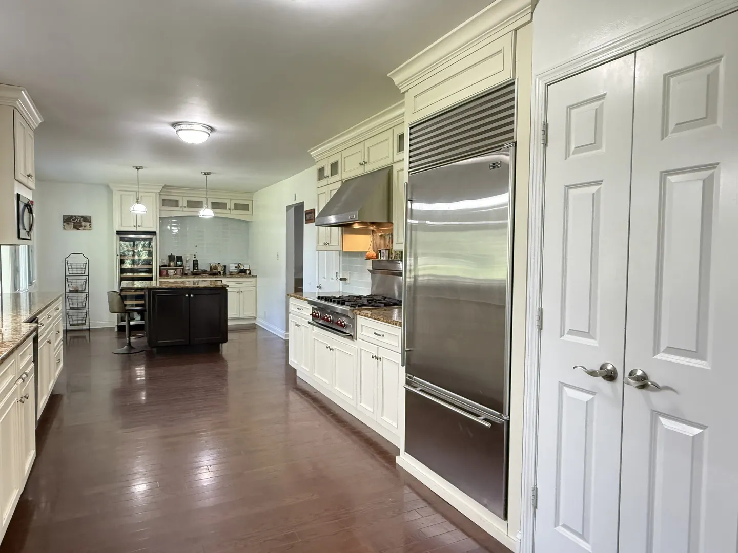 402 W Le Fevre Road IL
