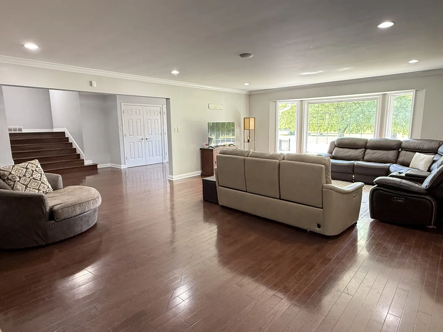 402 W Le Fevre Road IL