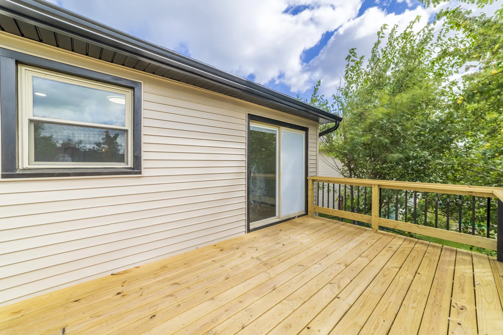 7727 166th Street IL