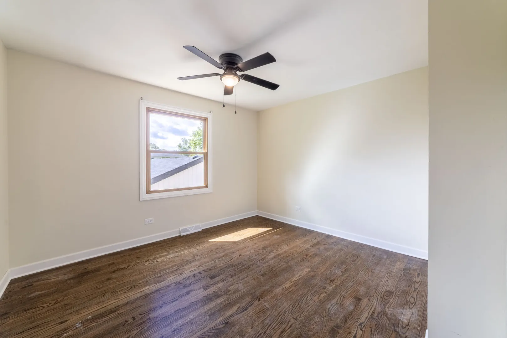 7727 166th Street IL