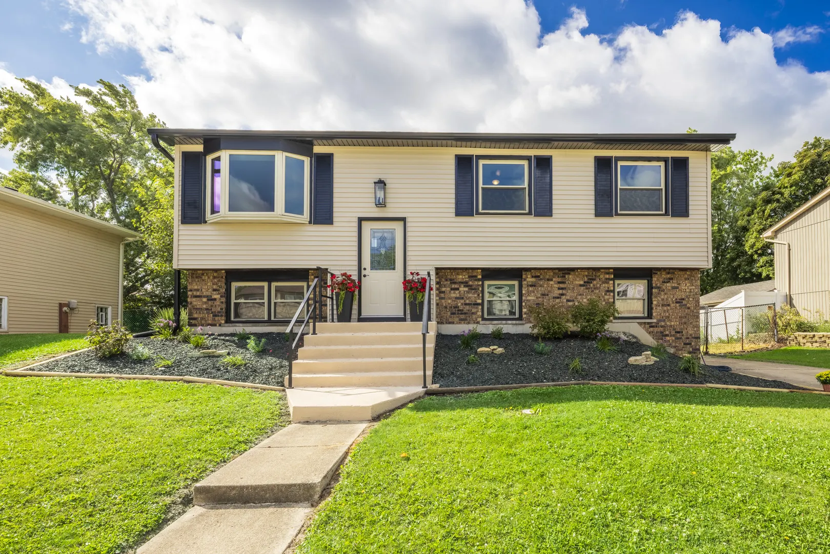 7727 166th Street IL