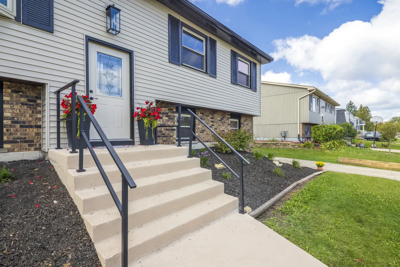 7727 166th Street IL