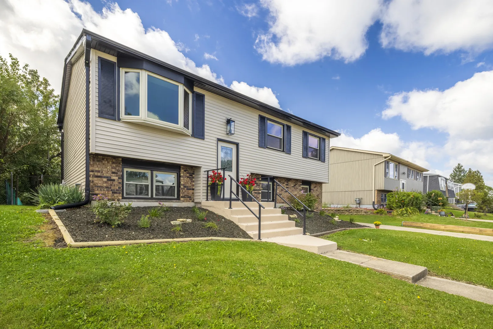 7727 166th Street IL