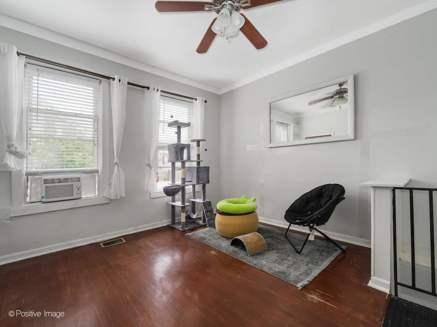 917 W 34th Place IL