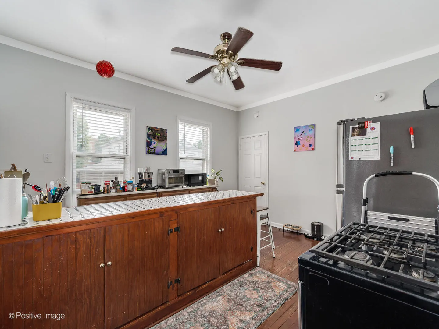 917 W 34th Place IL