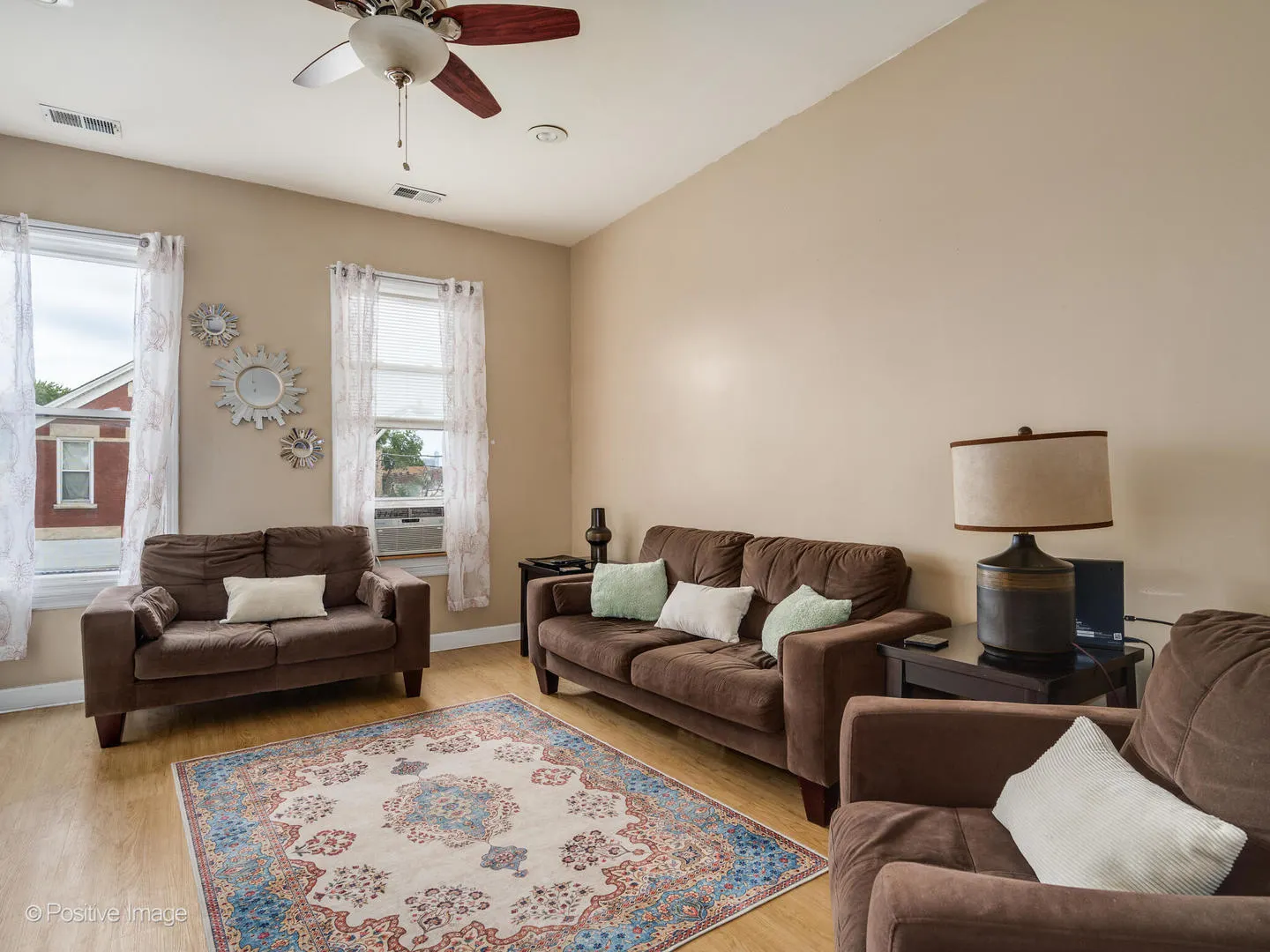 917 W 34th Place IL