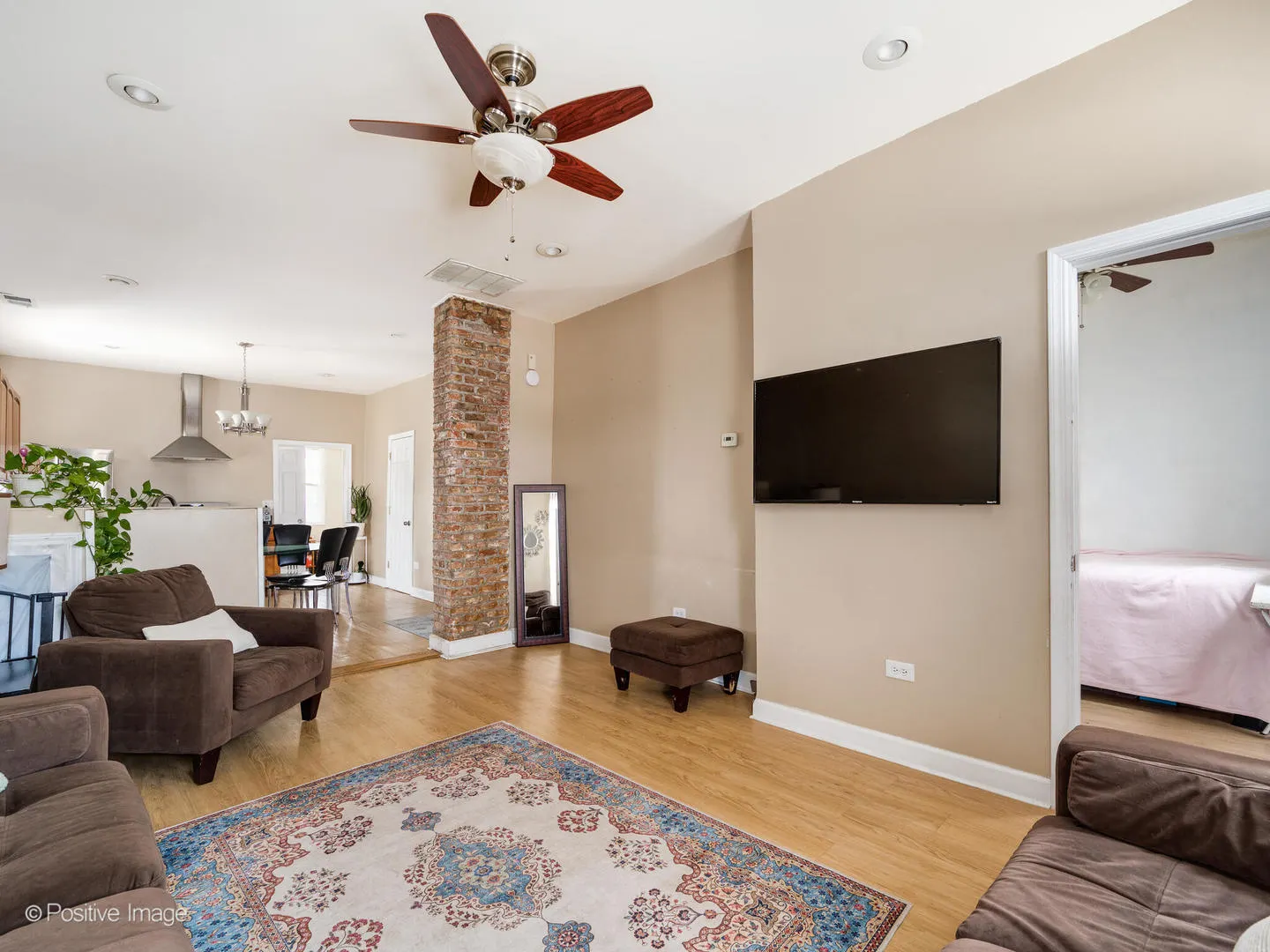 917 W 34th Place IL
