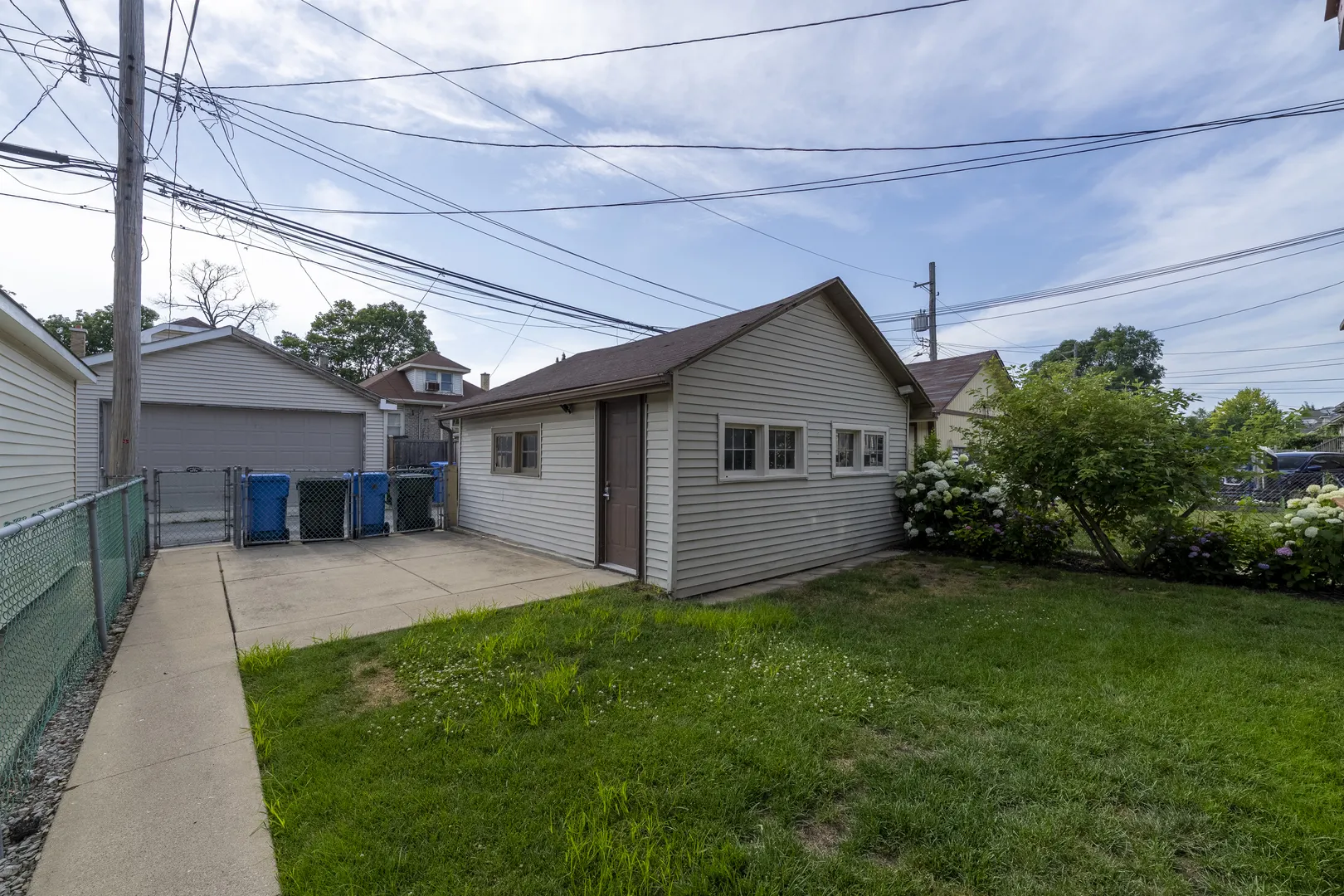 6712 N Maplewood Avenue IL