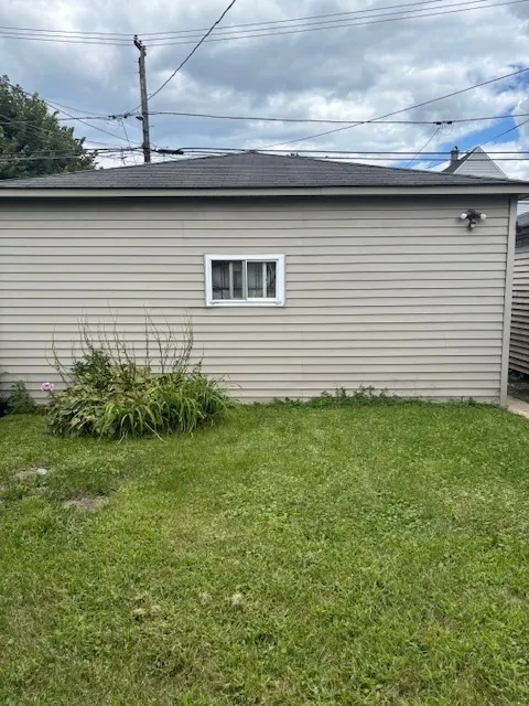 8051 S Escanaba Avenue IL