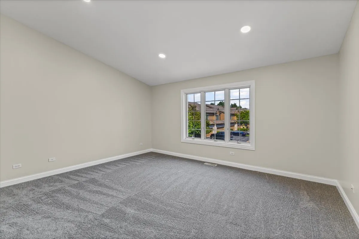 108 Santa Fe Lane IL