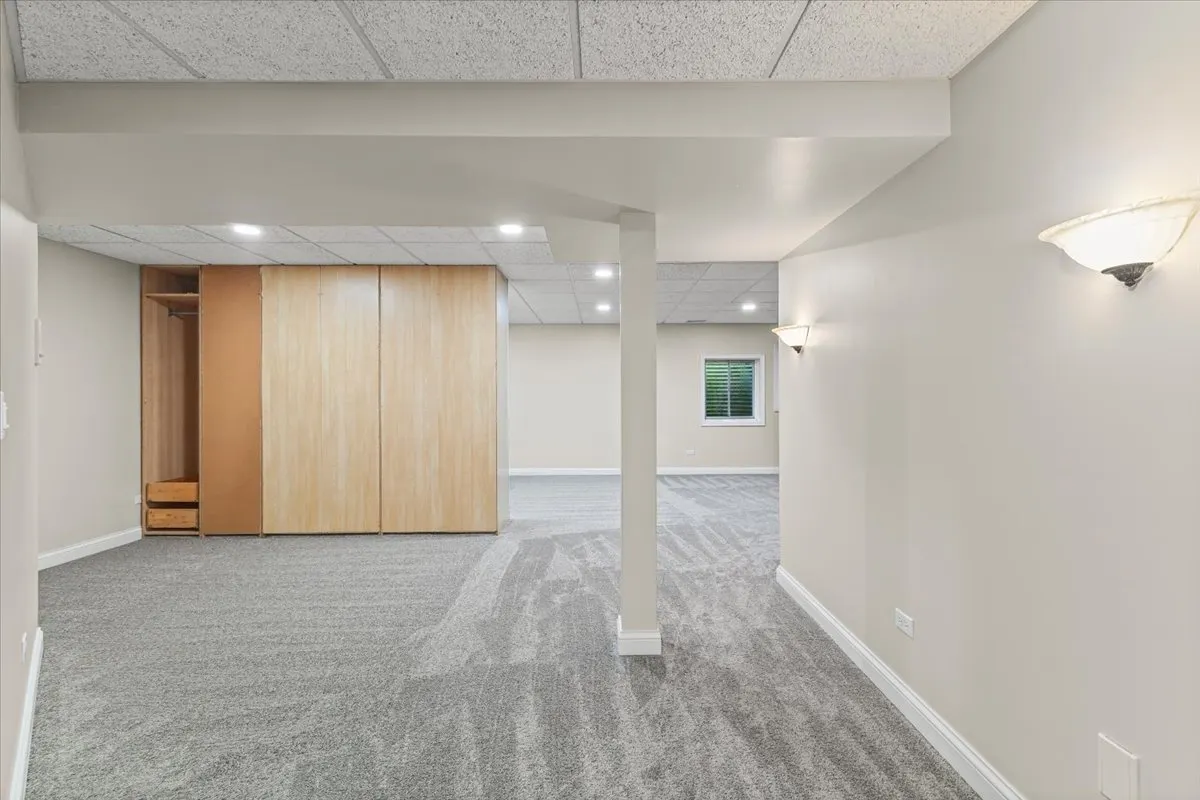 108 Santa Fe Lane IL