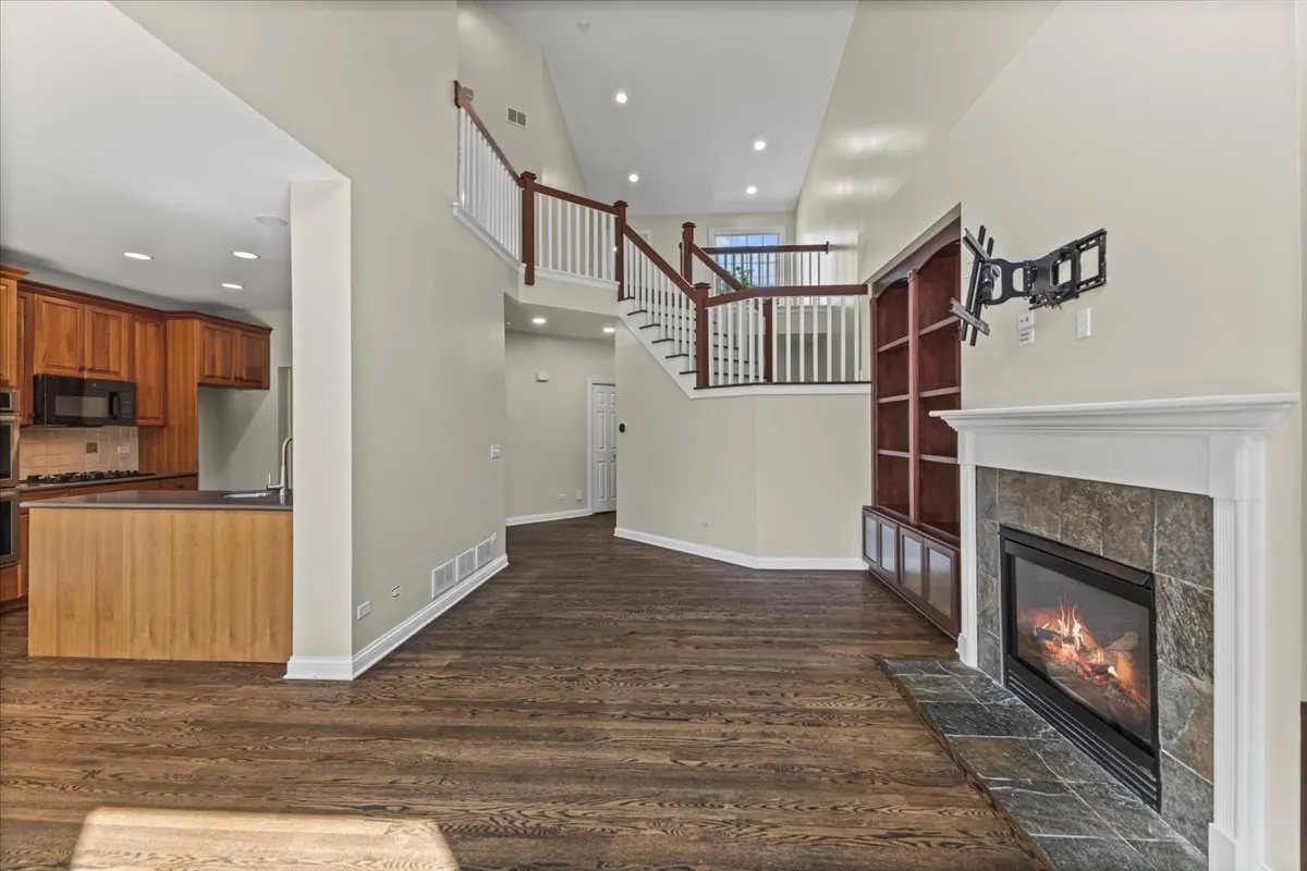 108 Santa Fe Lane IL