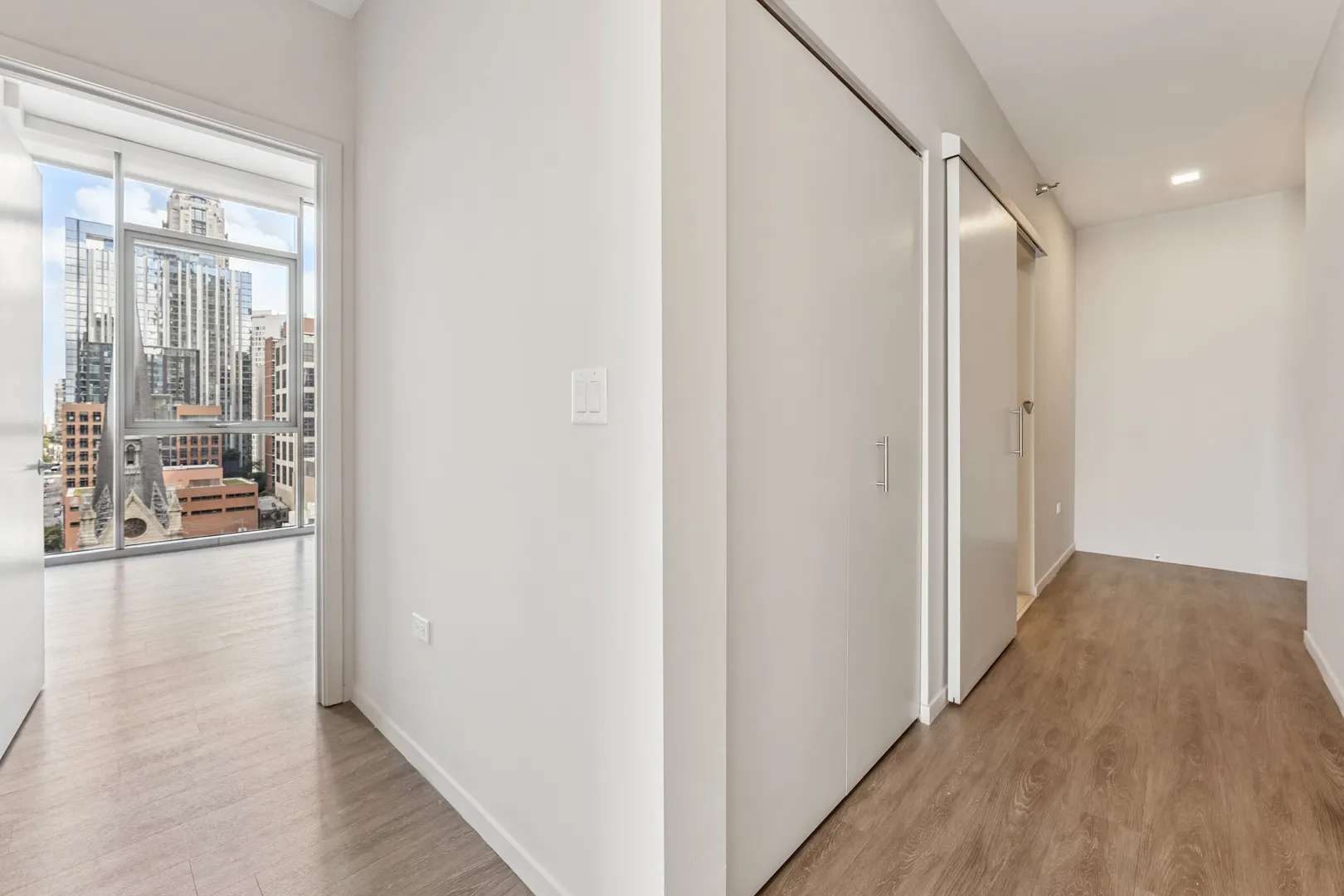 8 E Huron Street 1405 IL