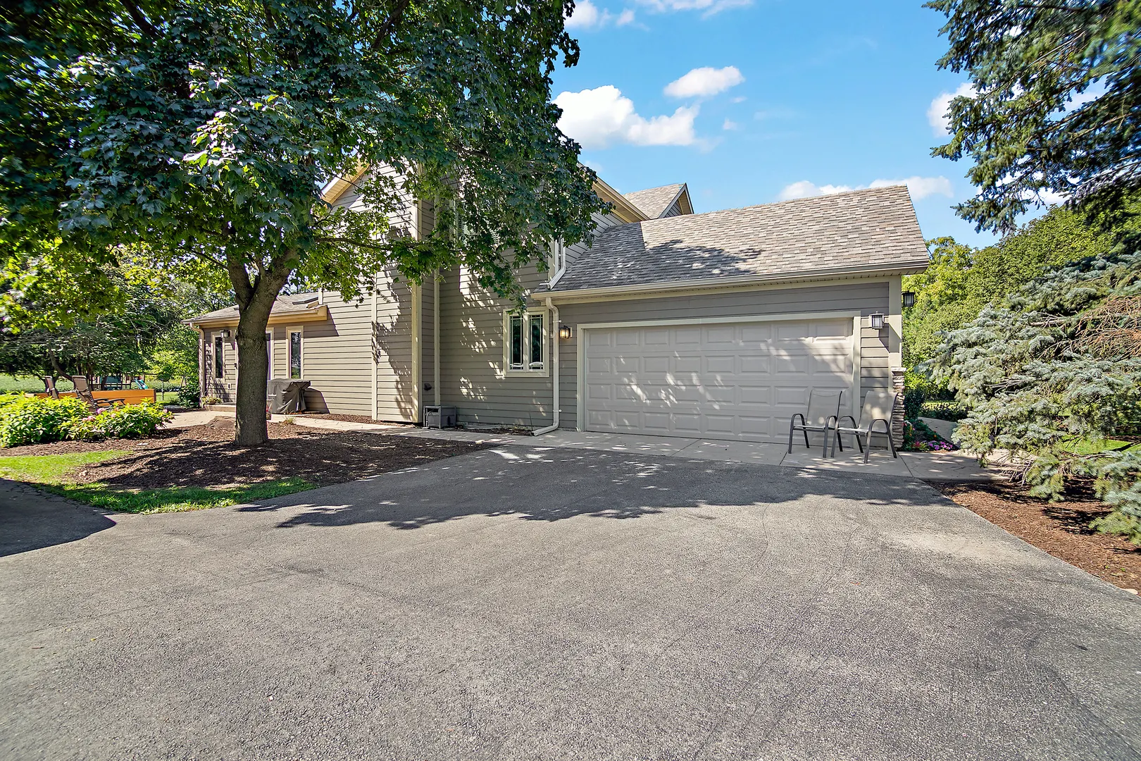 15551 W Baker Road IL