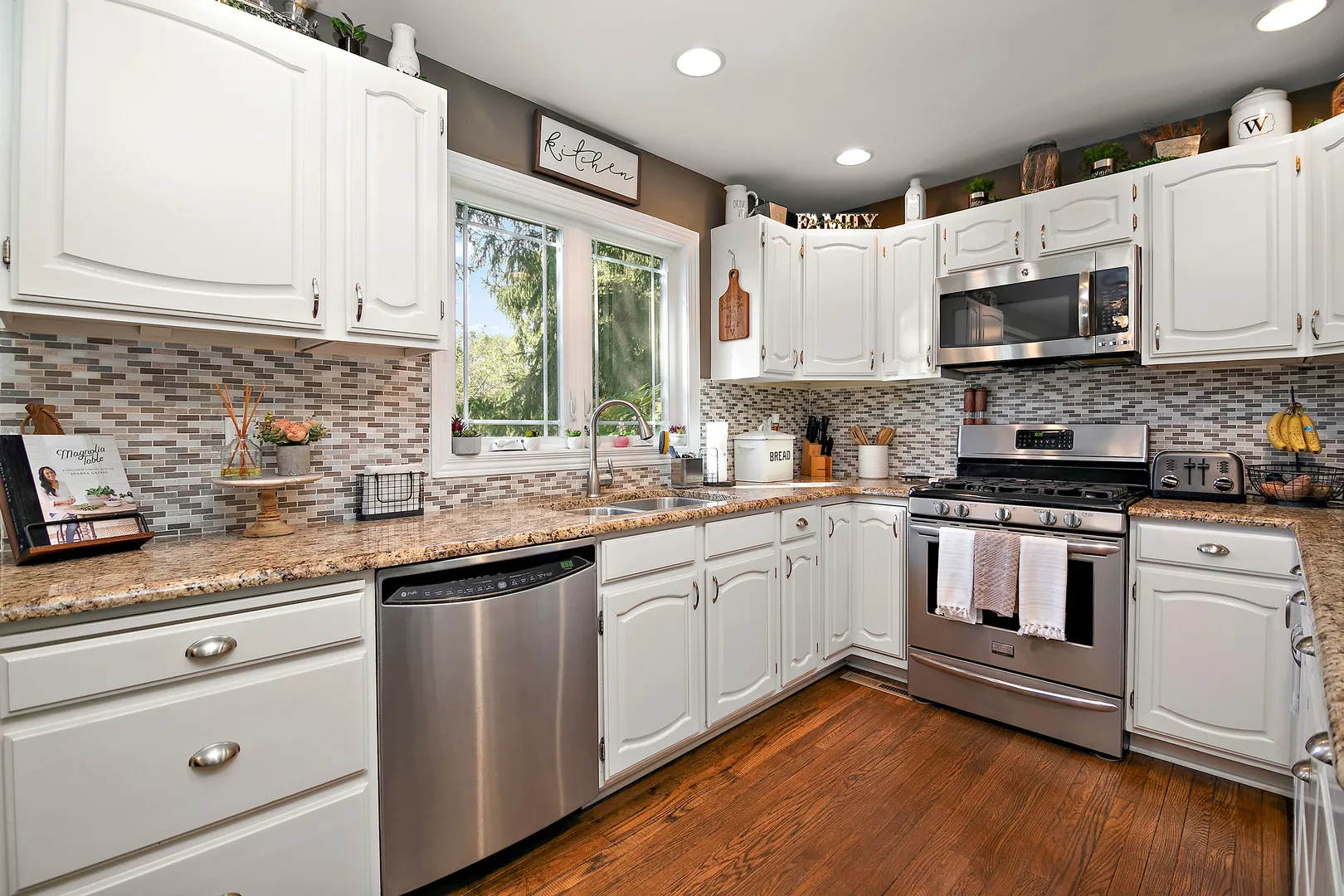 15551 W Baker Road IL