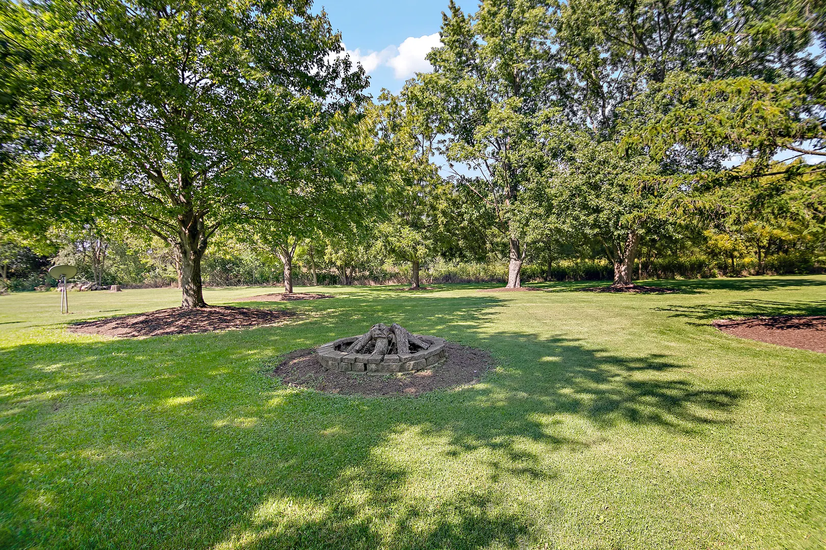 15551 W Baker Road IL