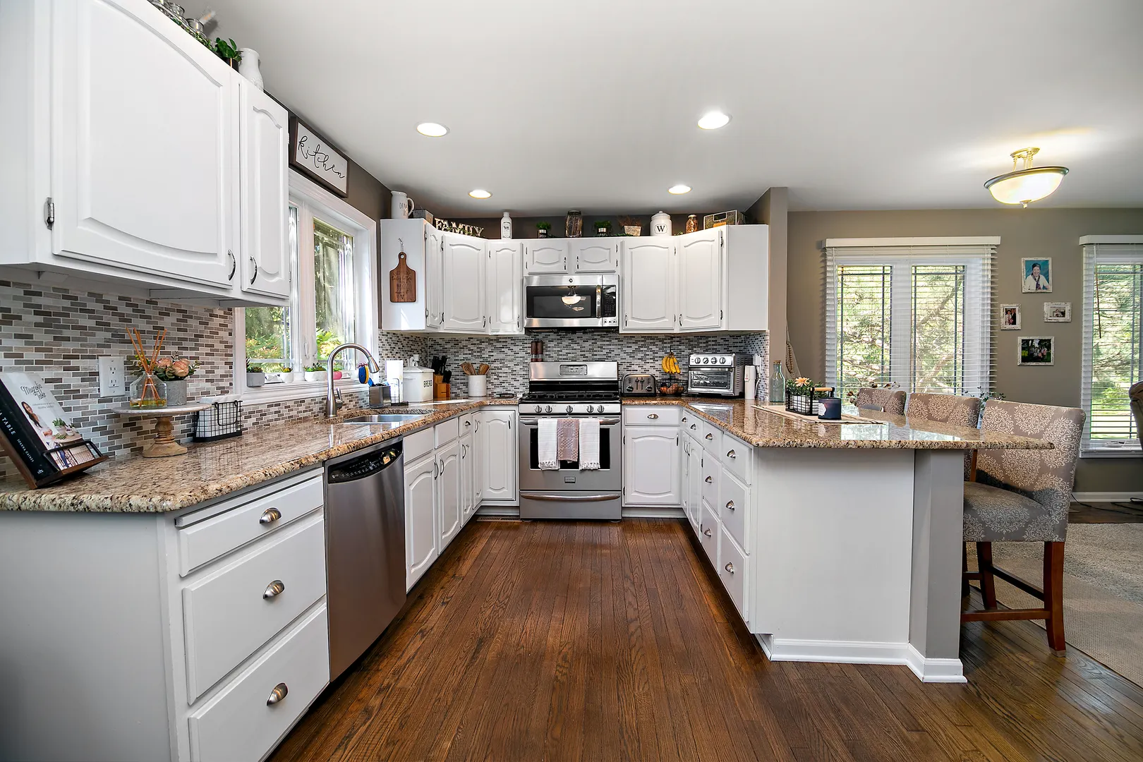 15551 W Baker Road IL