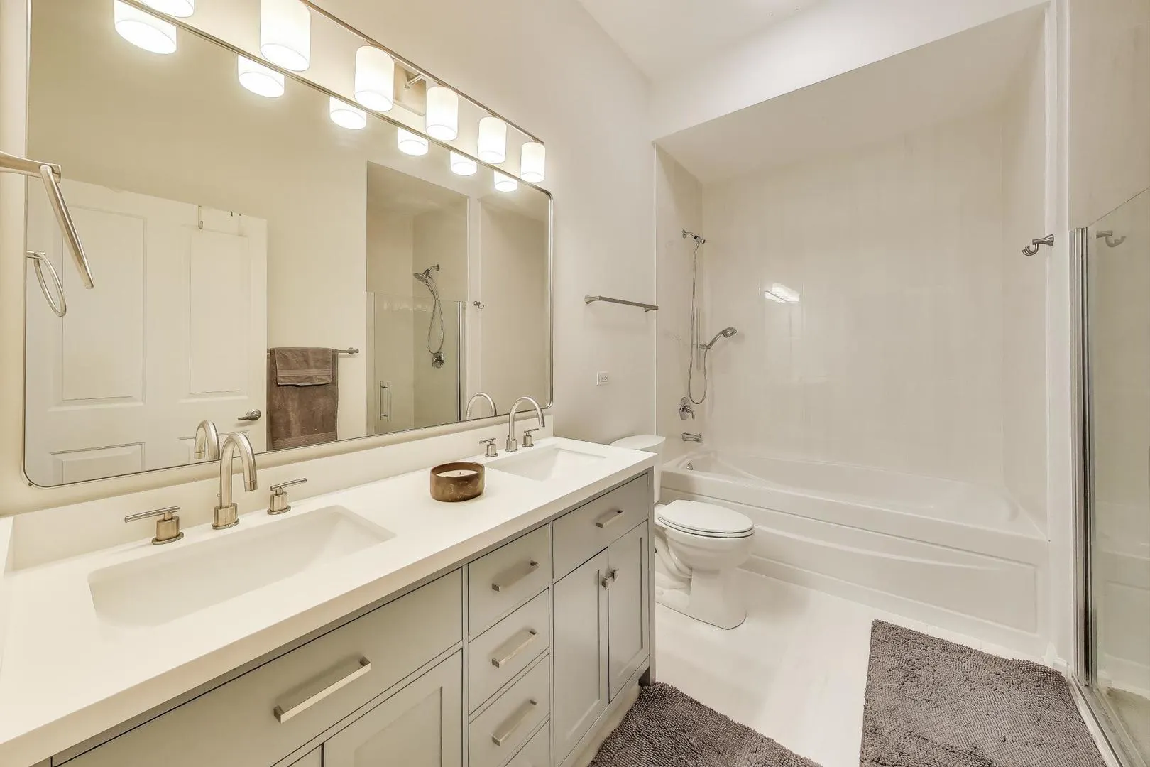 1464 S Michigan Avenue 1904 IL