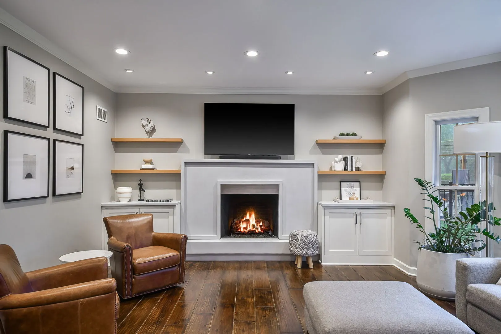 924 Waverly Road IL