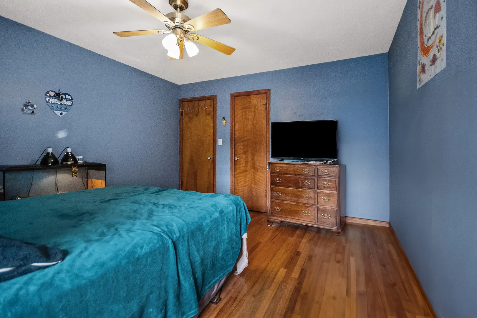 5706 N Mozart Street IL