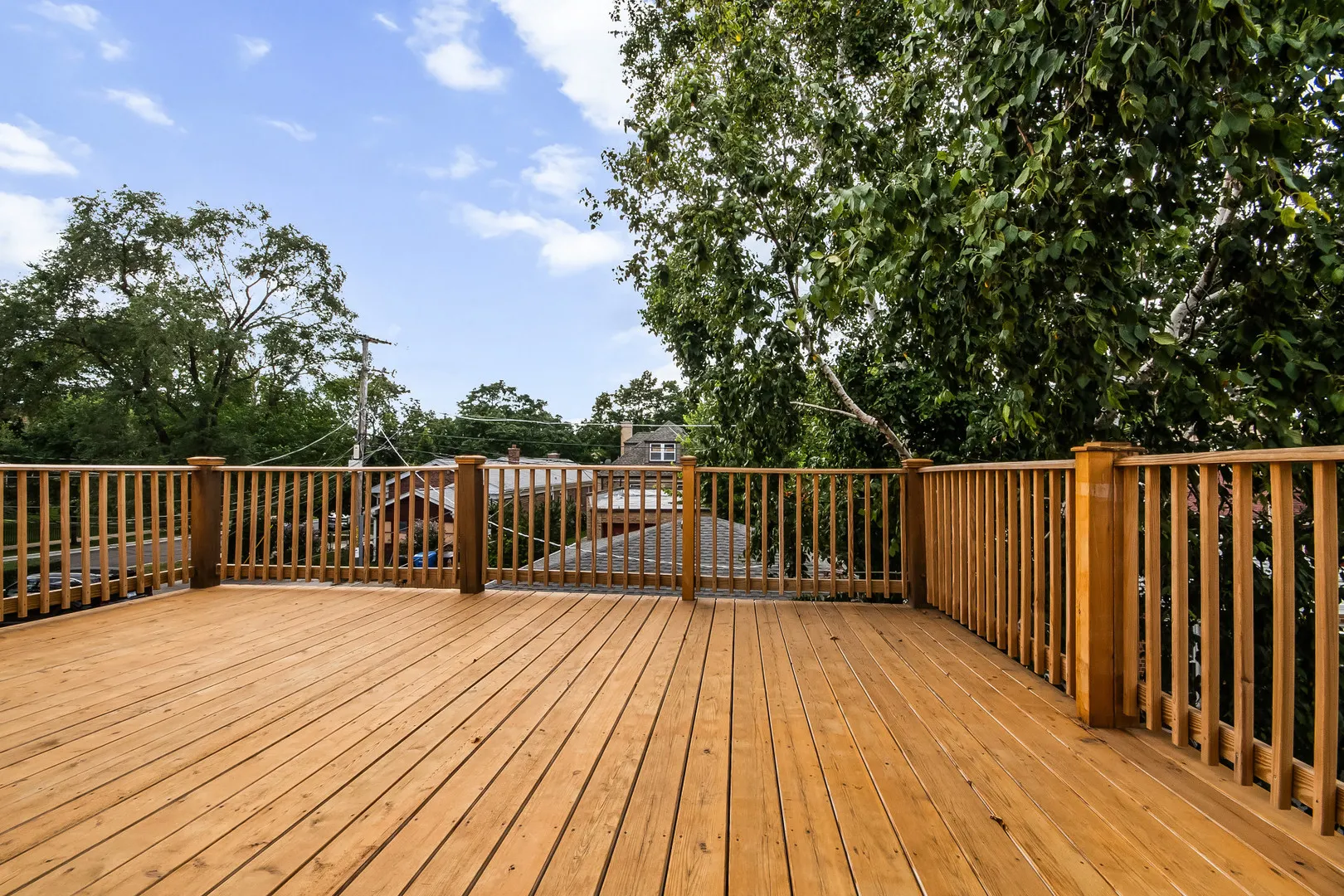 5706 N Mozart Street IL