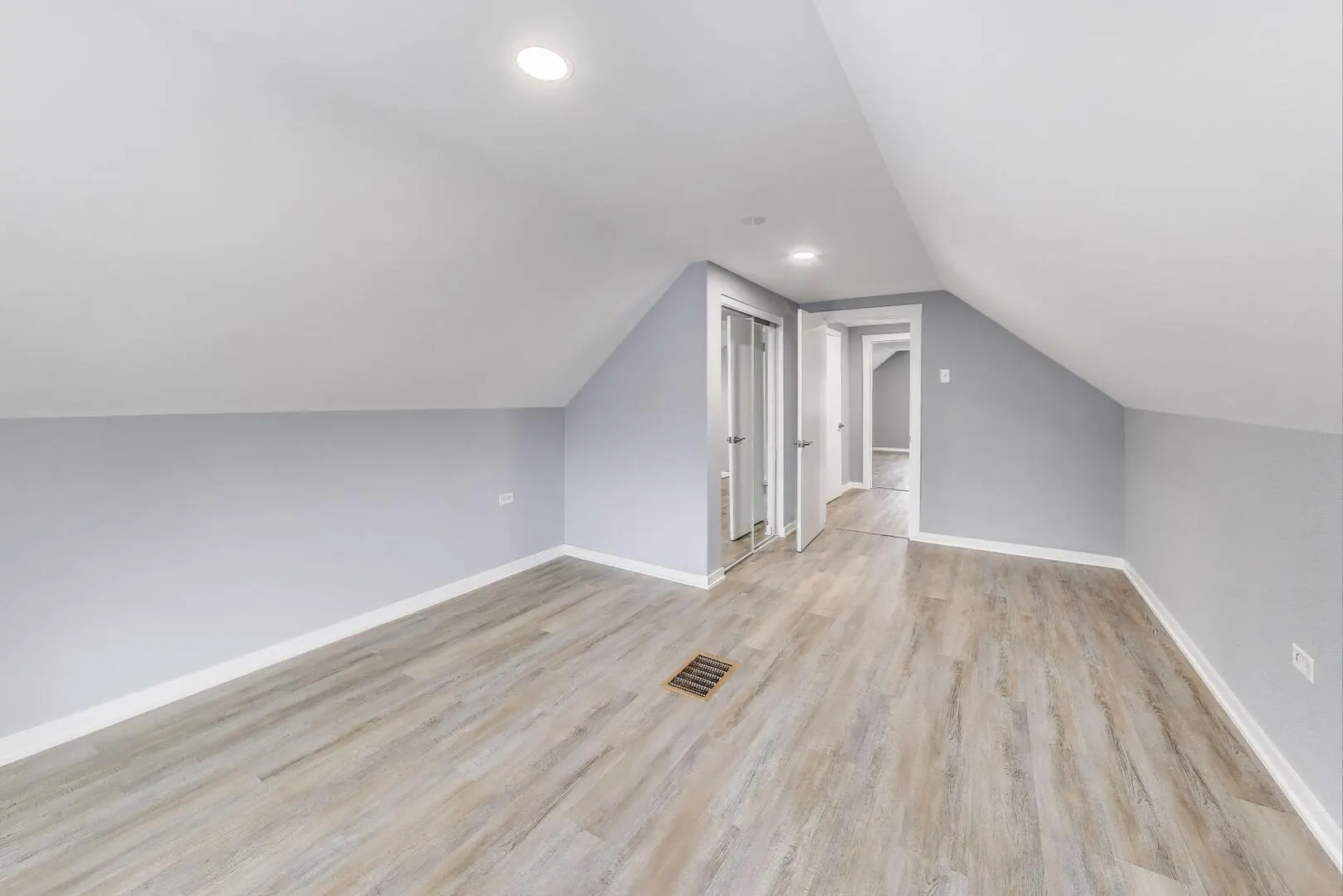 3822 W 71st Street IL