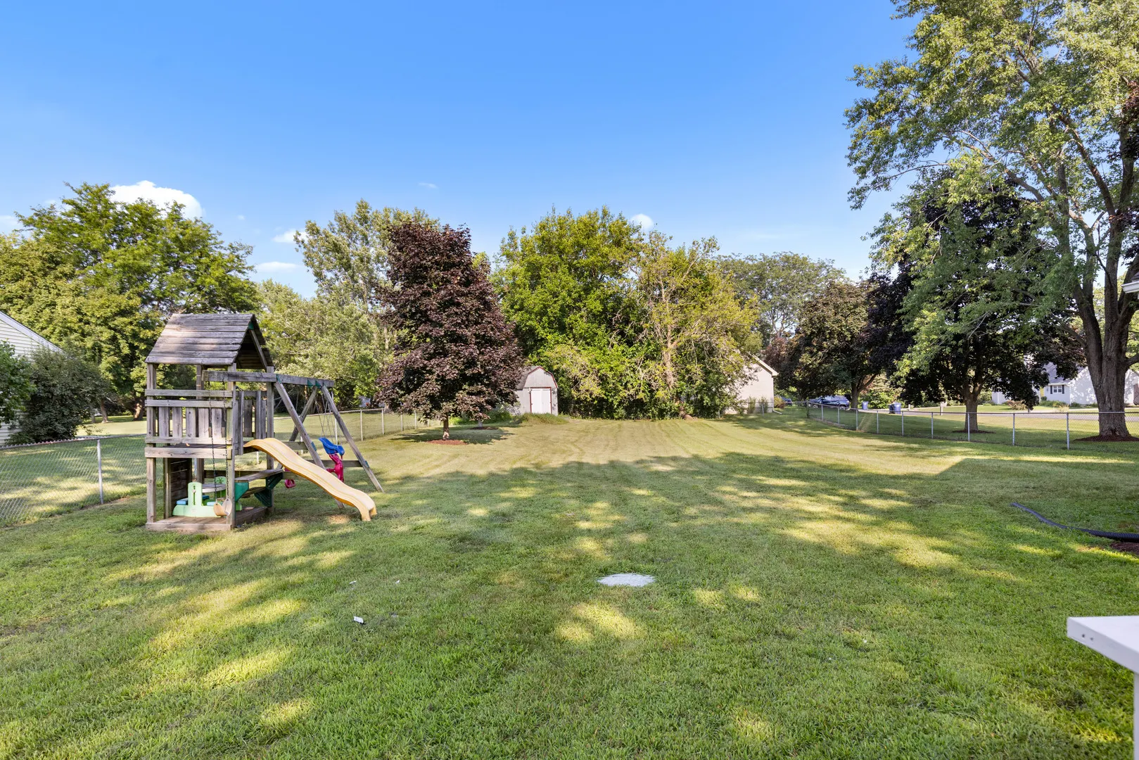 4830 Crown Point Circle IL